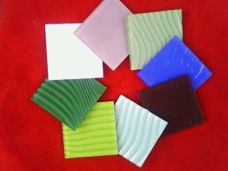 佛山市陶一色釉 水晶玻璃馬賽克顏料、玻璃釉料與高溫油墨的研發(fā)創(chuàng)新